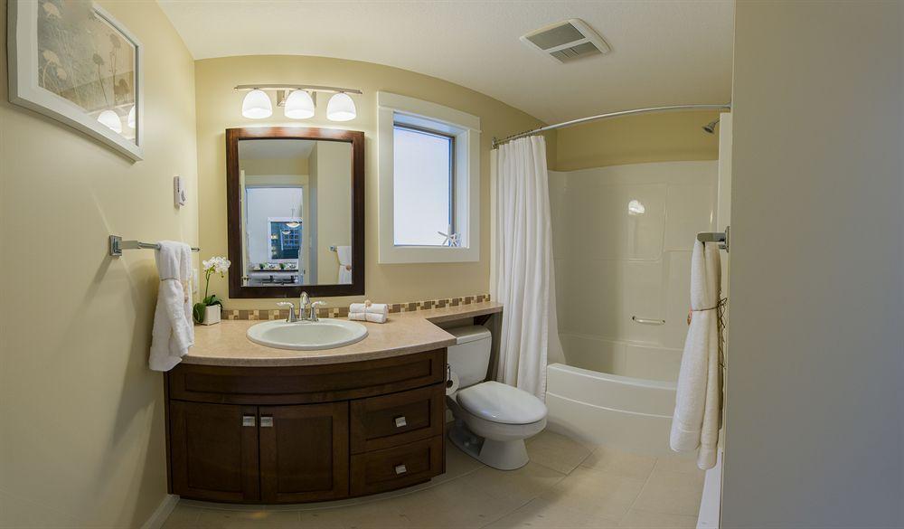Oceanside Village Resort Parksville Extérieur photo