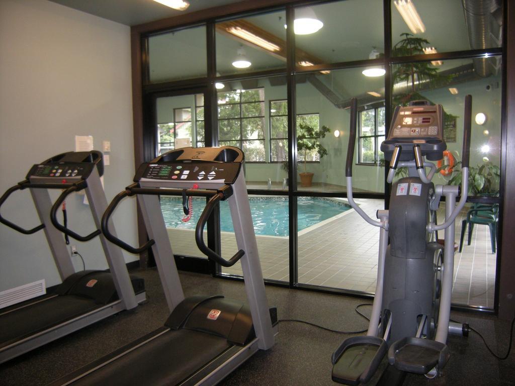 Oceanside Village Resort Parksville Extérieur photo