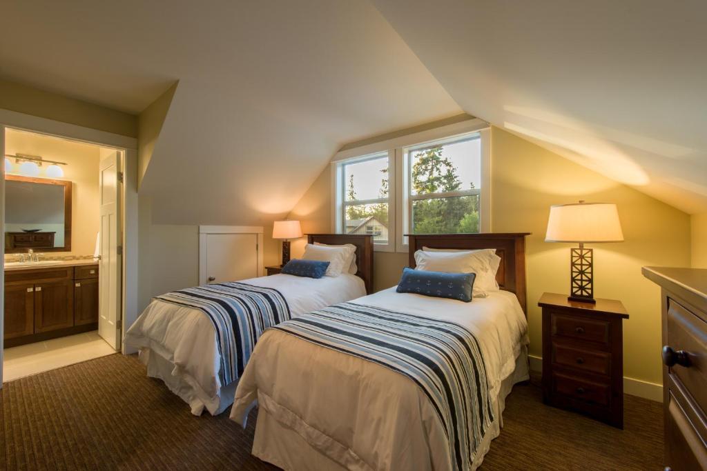Oceanside Village Resort Parksville Extérieur photo